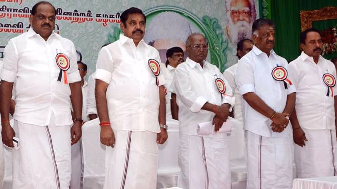 பொறுத்து பொறுத்து பார்த்து மத்திய அரசை எகிறி அடித்த அதிமுக..!! கொள்கையில் சமரசம் இல்லை என உறுதி..!! பொறுத்து பொறுத்து பார்த்து மத்திய அரசை எகிறி அடித்த அதிமுக..!! கொள்கையில் சமரசம் இல்லை என உறுதி..!!