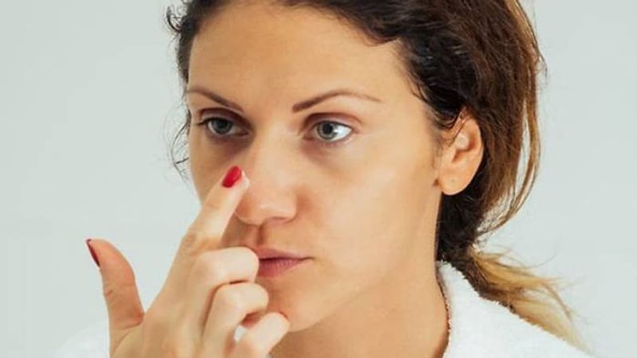 മൂക്കിന് ചുറ്റുമുള്ള ബ്ലാക്ക്ഹെഡ്സ് എളുപ്പം അകറ്റാം; ഉപ്പ് കൊണ്ടുള്ള മൂന്ന് വഴികൾ...