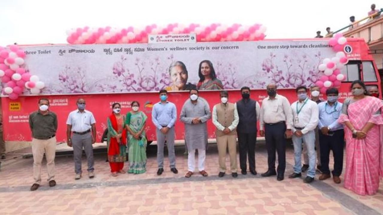 ಕೆಎಸ್ಸಾರ್ಟಿಸಿ ‘ಗುಜರಿ ಟಾಯ್ಲೆಟ್‌’, ಮೊಬೈಲ್‌ ಫೀವರ್‌ ಕ್ಲಿನಿಕ್‌ಗೆ ಪ್ರಶಸ್ತಿಯ ಗರಿ