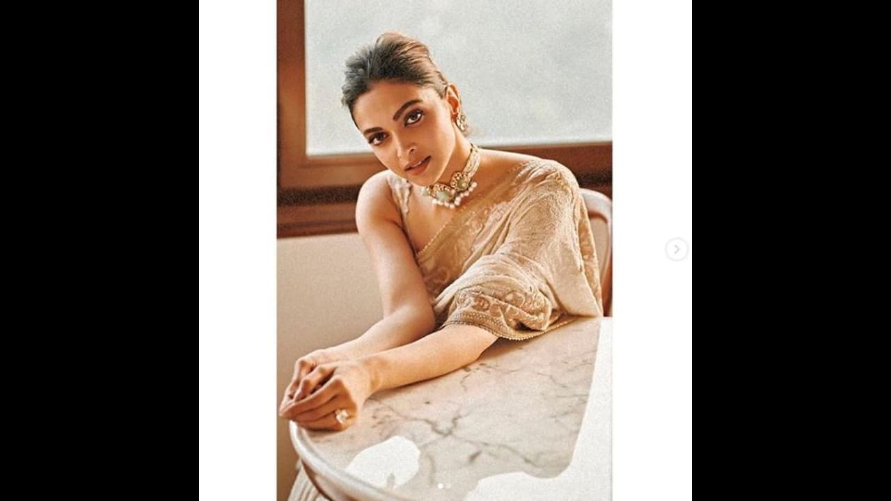 করোনার ভয়কে জয় দীপিকার, পাড়ি দিলেন নিউ নর্মালে করোনার ভয়কে জয় দীপিকার, পাড়ি দিলেন নিউ নর্মালে