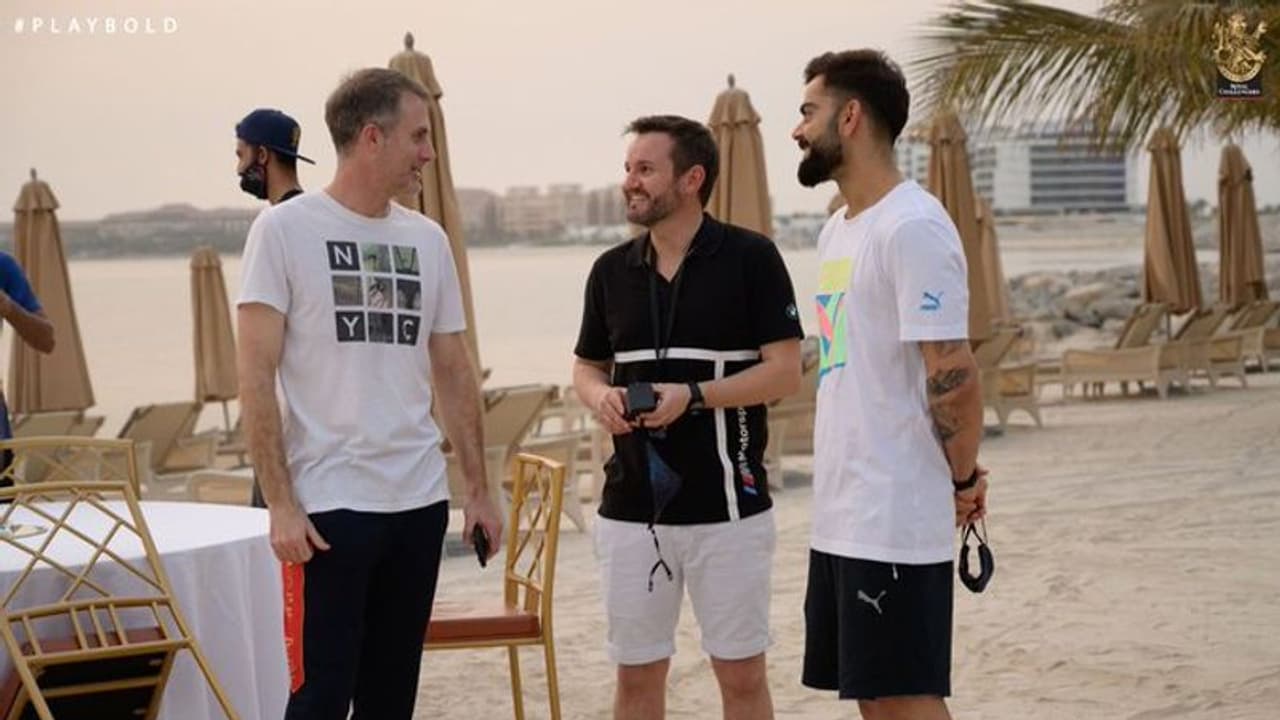 মরুদেশে আইপিএল ২০২১ এর দ্বিতীয় পর্ব, তার আগে সমস্যায় বিরাটের আরসিবি মরুদেশে আইপিএল ২০২১ এর দ্বিতীয় পর্ব, তার আগে সমস্যায় বিরাটের আরসিবি