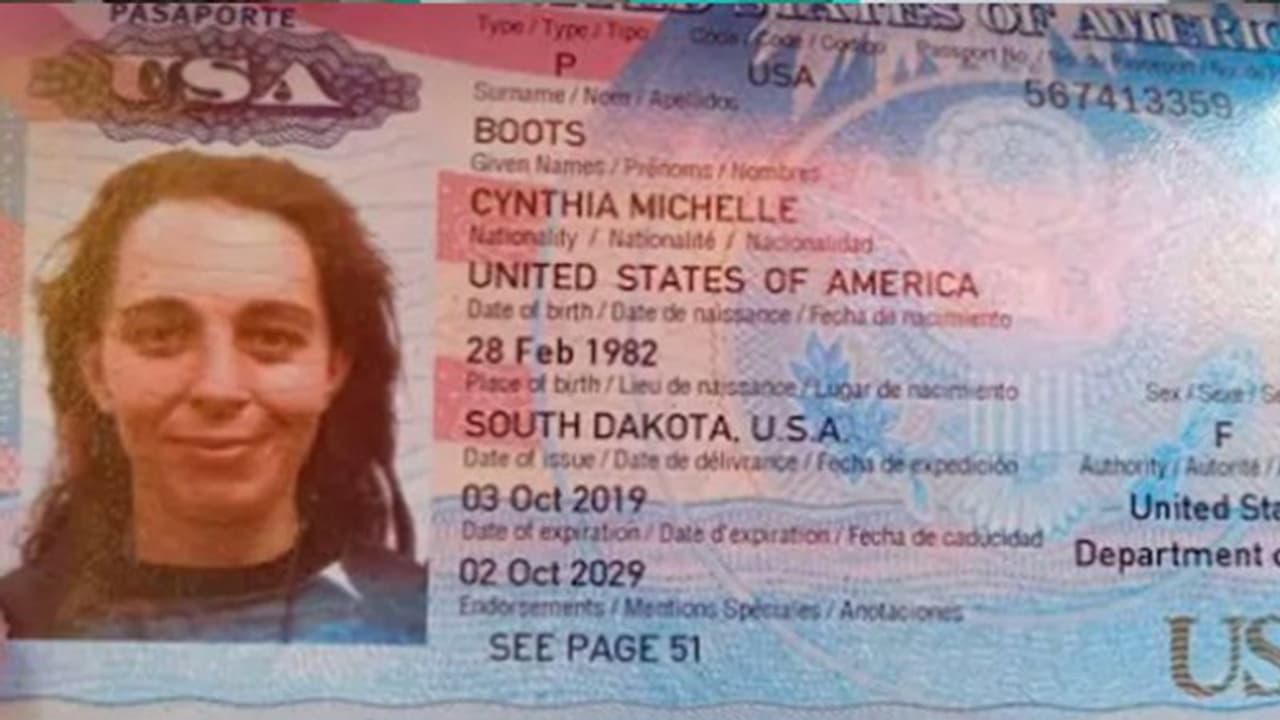 तंत्र मंत्र सीखने अमेरिका से वाराणसी आई थी महिला, होटल में मिली लाश