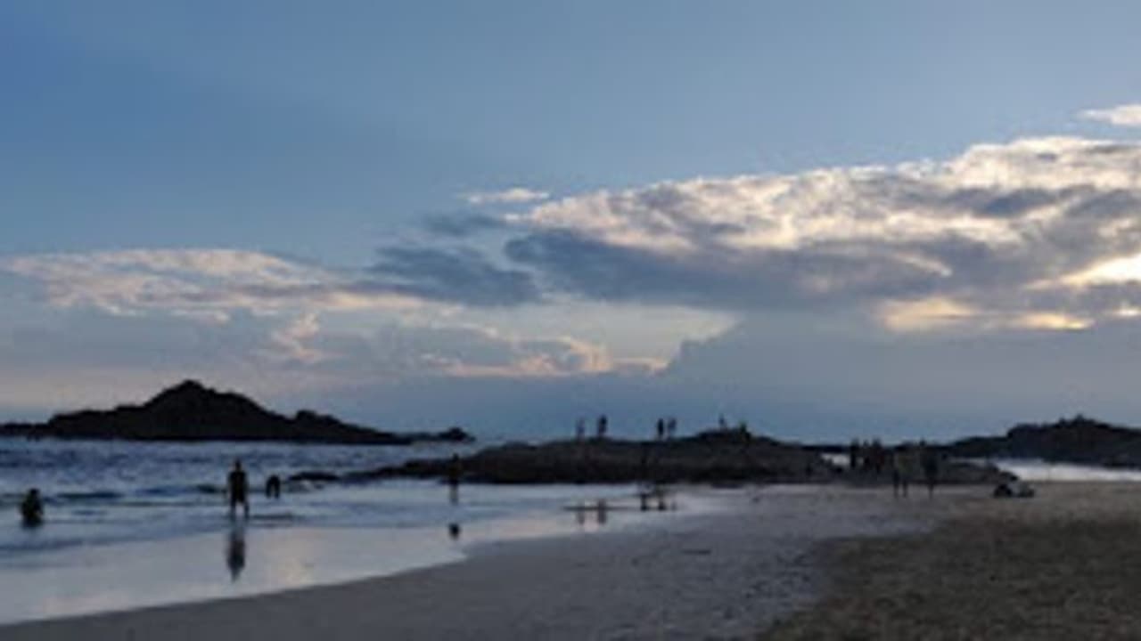 ಗೋಕರ್ಣ ಬೀಚ್ಗೆ ಪ್ರವಾಸಿಗರಿಗೆ ನಿಷೇಧ ಗೋಕರ್ಣ ಬೀಚ್ಗೆ ಪ್ರವಾಸಿಗರಿಗೆ ನಿಷೇಧ