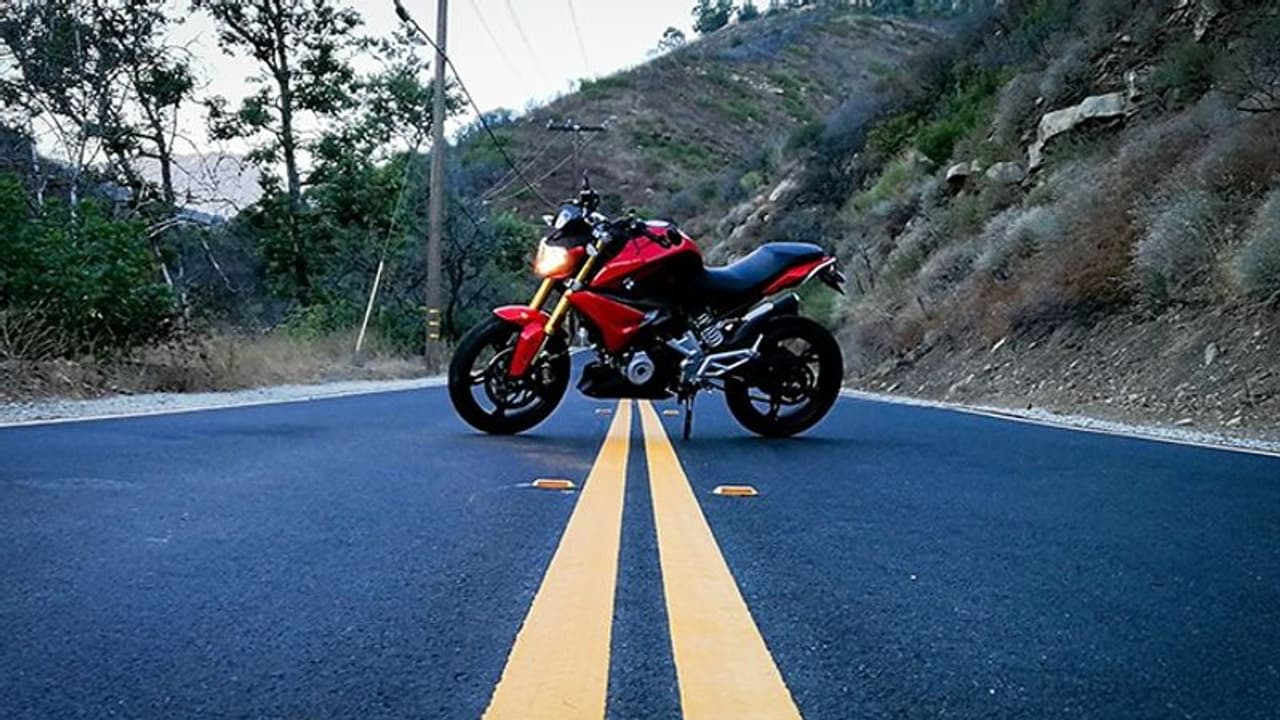 সেপ্টেম্বরেই নয়া মডেলে বাজারে আসছে বিএমডব্লু র জোড়া বাইক, বুকিং র তোড়জোড় তুঙ্গে