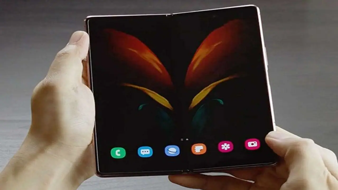 लॉन्चिंग के पहले ही लीक हुए Samsung Galaxy Z Fold 2 5G के स्पेसिफिकेशन्स, जानें कीमत और खासियत लॉन्चिंग के पहले ही लीक हुए Samsung Galaxy Z Fold 2 5G के स्पेसिफिकेशन्स, जानें कीमत और खासियत
