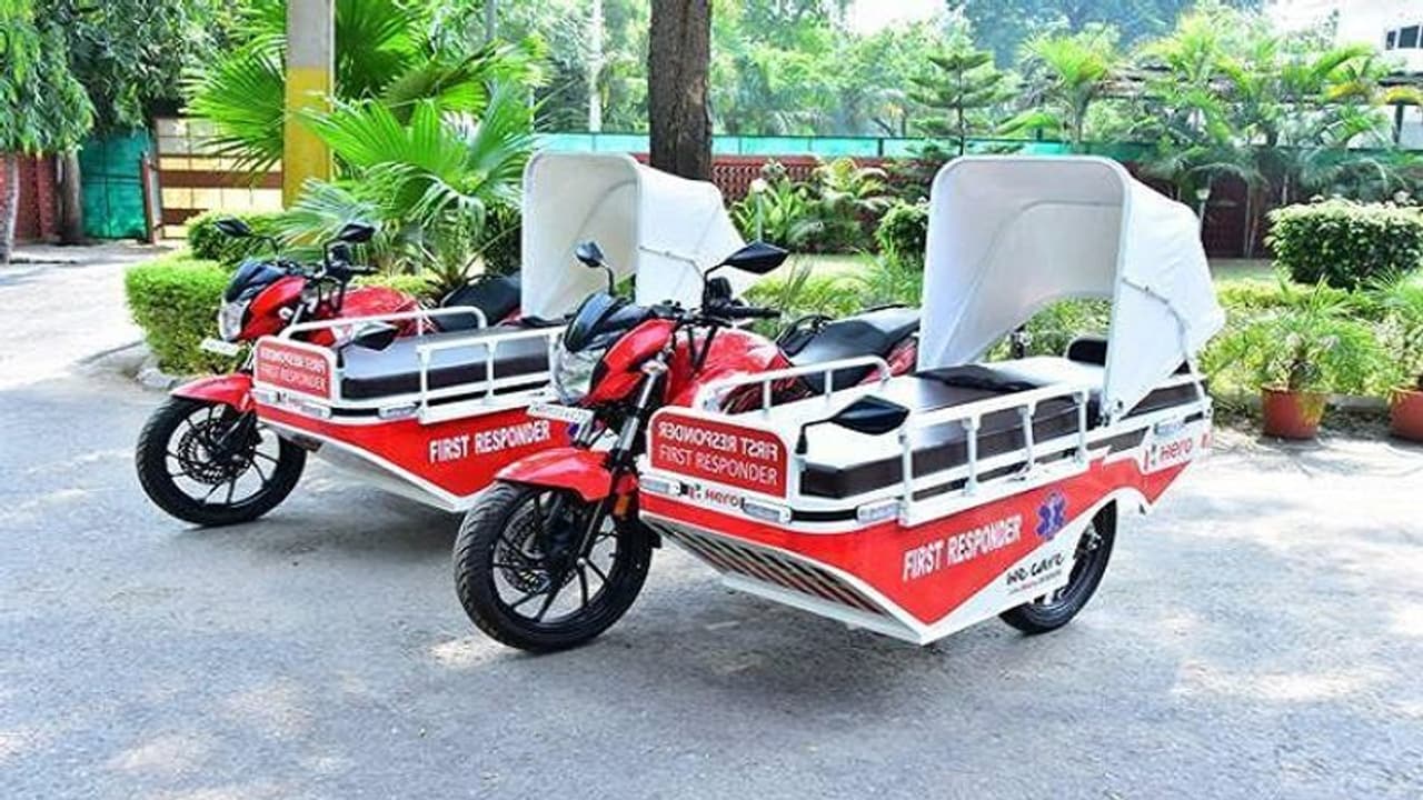 కరోనా రోగుల కోసం బైక్ అంబులెన్స్లు.. హర్యానా ప్రభుత్వానికి అందజేసిన హీరో మోటోకార్ప్.. కరోనా రోగుల కోసం బైక్ అంబులెన్స్లు.. హర్యానా ప్రభుత్వానికి అందజేసిన హీరో మోటోకార్ప్..
