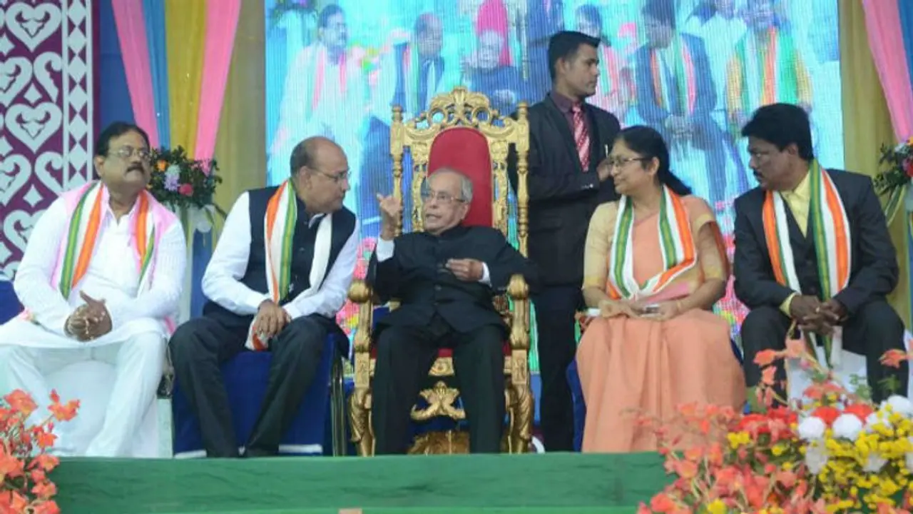 ১৯৫৭ সালে শিক্ষকতা করতেন, বেতন ছিল ১০৫ টাকা, শোকস্তব্ধ তাজপুর মহেন্দ্রনাথ রায় ইনস্টিউশন