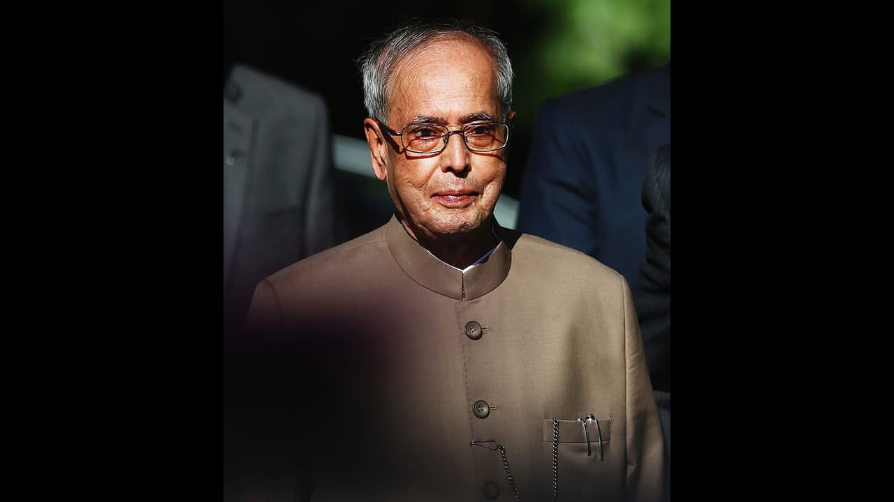 একাত্তরের মুক্তিযুদ্ধে রেখেছিলেন অনন্য ভূমিকা, নড়াইলের জামাইয়ের জন্য বাংলাদেশে রাষ্ট্রীয় শোক আজ একাত্তরের মুক্তিযুদ্ধে রেখেছিলেন অনন্য ভূমিকা, নড়াইলের জামাইয়ের জন্য বাংলাদেশে রাষ্ট্রীয় শোক আজ