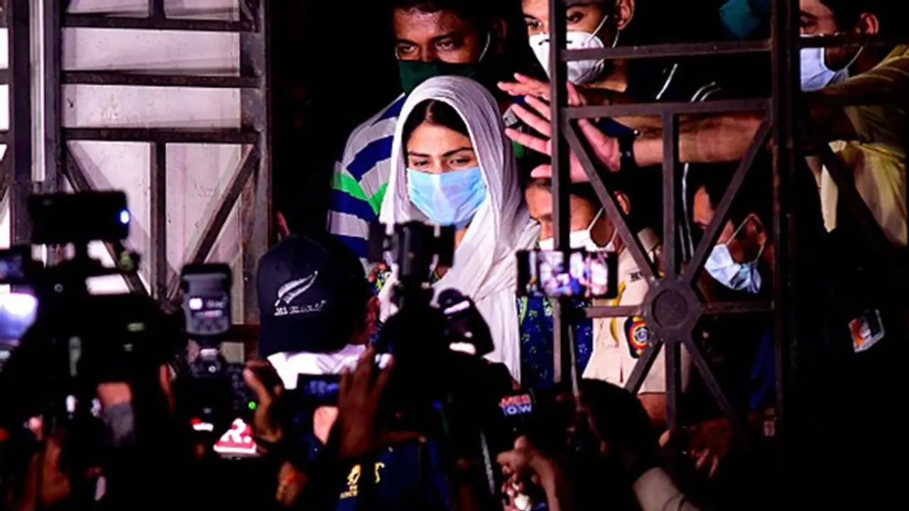 বন্ধ হোক মিডিয়া ট্রায়াল, সুশান্ত কেসে আর্জি বম্বে হাইকোর্টের বন্ধ হোক মিডিয়া ট্রায়াল, সুশান্ত কেসে আর্জি বম্বে হাইকোর্টের