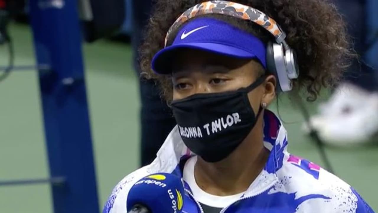 ആക്രമണത്തിന് ഇരയായവരുടെ പേരെഴുതിയ ഏഴ് മാസ്ക്കുകള്; യുഎസ് ഓപ്പണില് പ്രതിഷേധത്തിന്റെ വേറിട്ട സ്വരമായി ഒസാക ആക്രമണത്തിന് ഇരയായവരുടെ പേരെഴുതിയ ഏഴ് മാസ്ക്കുകള്; യുഎസ് ഓപ്പണില് പ്രതിഷേധത്തിന്റെ വേറിട്ട സ്വരമായി ഒസാക