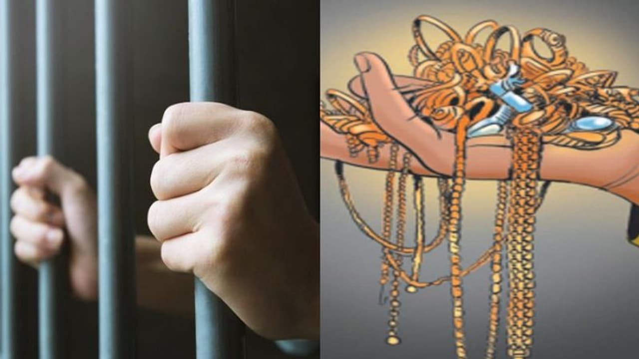 വീട്ടുജോലിക്കാരിയായി നിന്ന് മോഷണം; ഇതുവരെ 44 കേസുകള്, മുംബൈയില് 34 കാരി പിടിയില് വീട്ടുജോലിക്കാരിയായി നിന്ന് മോഷണം; ഇതുവരെ 44 കേസുകള്, മുംബൈയില് 34 കാരി പിടിയില്