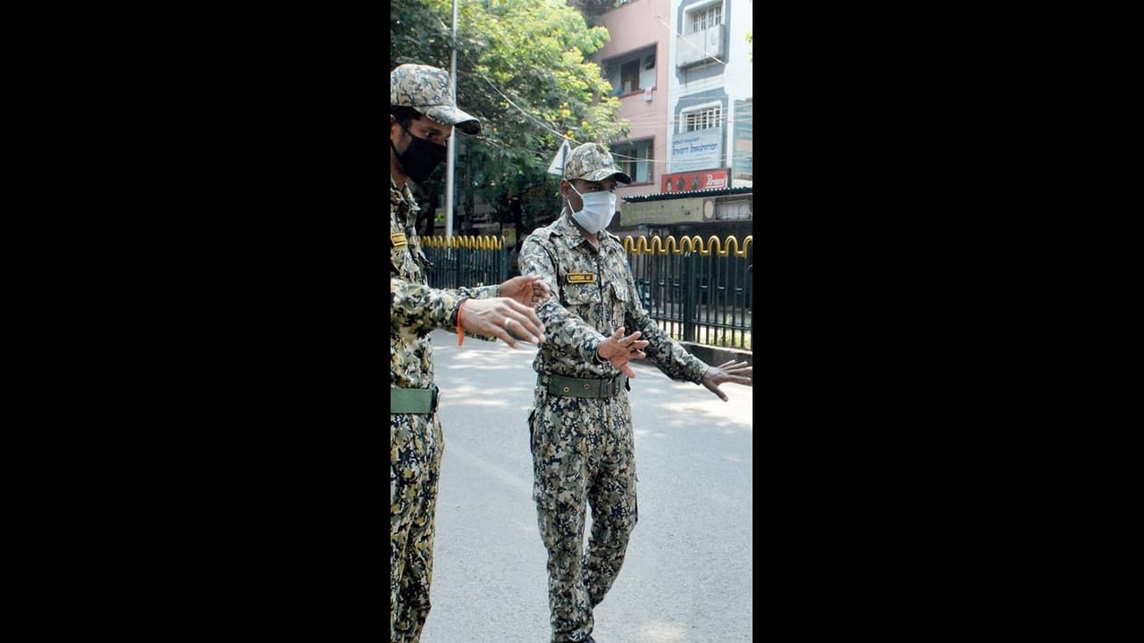 Bengaluru: BBMP marshals accused of harassment by private hospitals Bengaluru: BBMP marshals accused of harassment by private hospitals