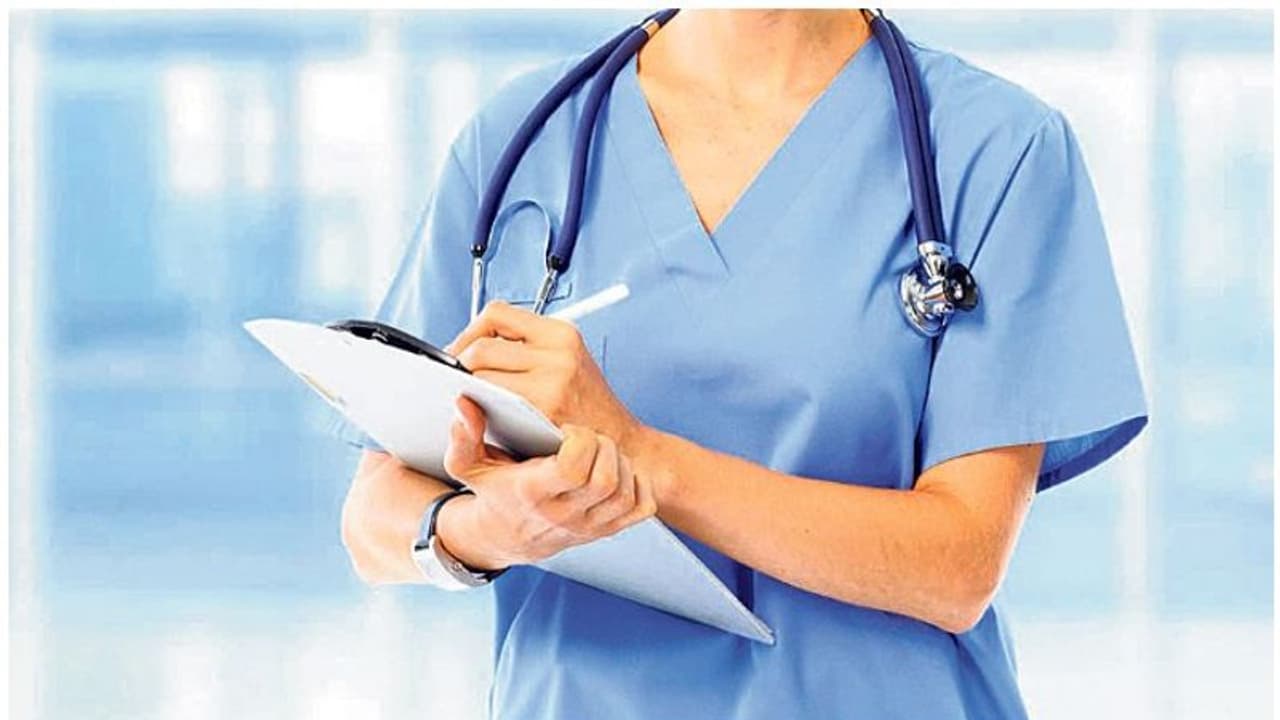 സൗദി ആരോഗ്യമന്ത്രാലയത്തിൽ വനിത നഴ്സുമാർക്ക് അവസരം