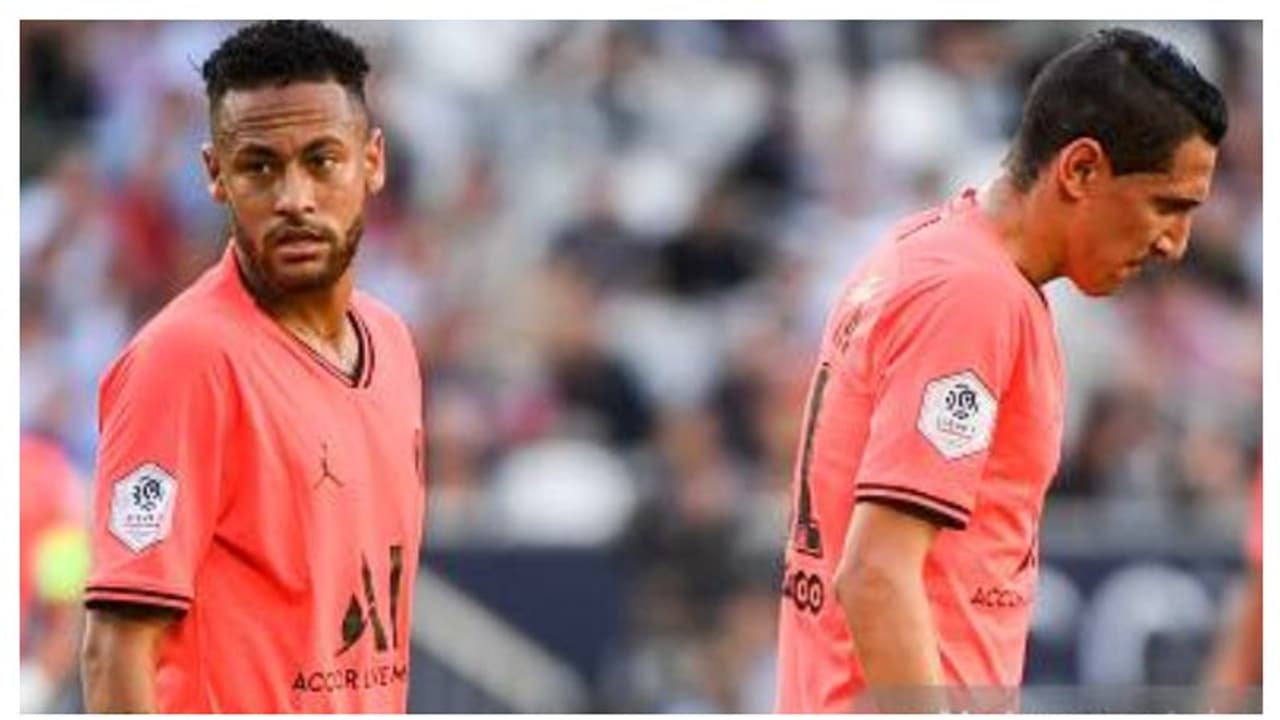 പിഎസ്ജി സൂപ്പര്താരം നെയ്മർക്ക് കൊവിഡ്, ഡി മരിയക്കും രോഗമെന്ന് റിപ്പോര്ട്ട് പിഎസ്ജി സൂപ്പര്താരം നെയ്മർക്ക് കൊവിഡ്, ഡി മരിയക്കും രോഗമെന്ന് റിപ്പോര്ട്ട്