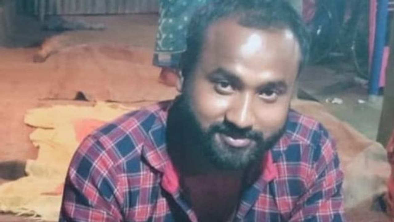 ইটাহারে পুলিশি হেফাজতে বিজেপি কর্মীর মৃত্যু, তদন্তে নামল সিআইডি ইটাহারে পুলিশি হেফাজতে বিজেপি কর্মীর মৃত্যু, তদন্তে নামল সিআইডি