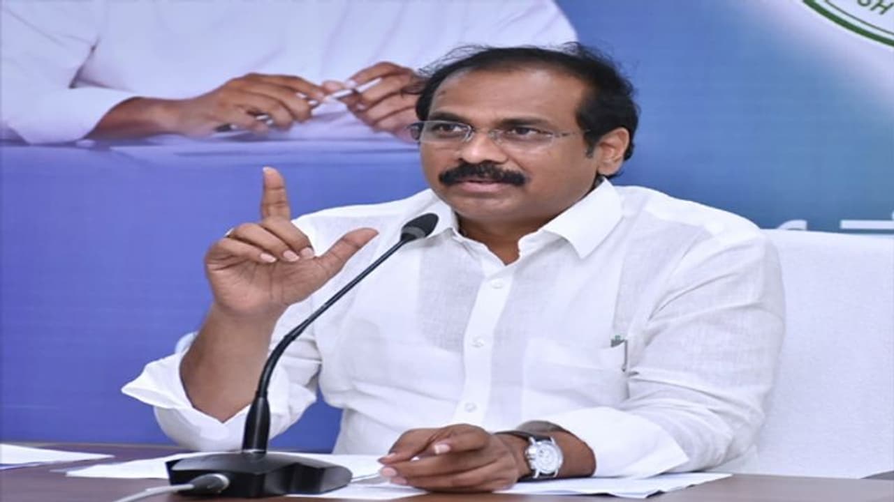 గంజాయి మత్తులో అయ్యన్న, వైఎస్ విగ్రహాలు కూలుస్తారా .. టచ్ చేసి చూడండి : చింతమనేనికి కన్నబాబు వార్నింగ్