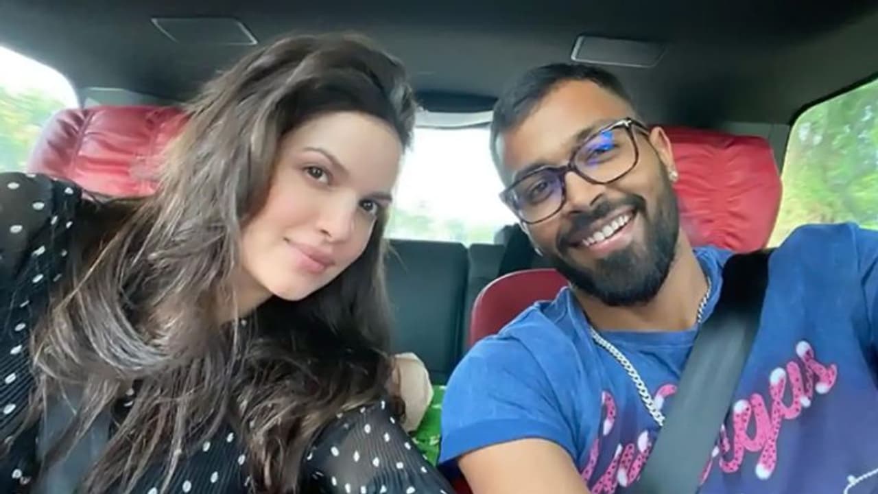 పాండ్యాను మిస్సవుతున్నా...పాత జ్ఞాపకాలను గుర్తు చేసుకుంటున్న నటాషా పాండ్యాను మిస్సవుతున్నా...పాత జ్ఞాపకాలను గుర్తు చేసుకుంటున్న నటాషా