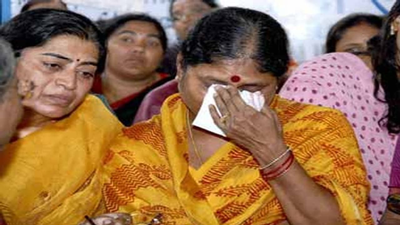 సీఎం జగన్ కుటుంబంలో విషాదం... మామ పెద్ద గంగిరెడ్డి మృతి