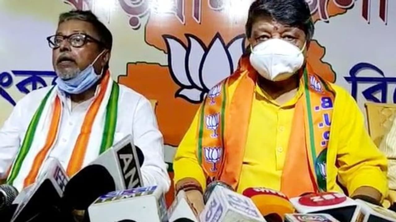 মাওবাদীকে জামিন দিয়ে নেতা হিসেবে সুরক্ষা দিচ্ছে রাজ্য, ছত্রধর নিয়ে 'মমতাকে খোঁচা' কৈলাসের মাওবাদীকে জামিন দিয়ে নেতা হিসেবে সুরক্ষা দিচ্ছে রাজ্য, ছত্রধর নিয়ে 'মমতাকে খোঁচা' কৈলাসের