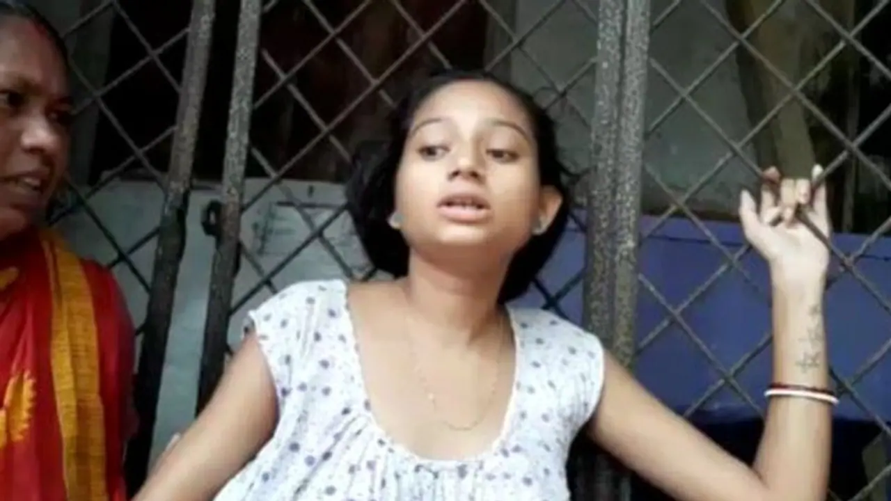 'বিজেপি করার অপরাধে' বিষ্ণুপুরে গুলিবিদ্ধ মহিলা কর্মী,কাঠগড়ায় তৃণমূল 'বিজেপি করার অপরাধে' বিষ্ণুপুরে গুলিবিদ্ধ মহিলা কর্মী,কাঠগড়ায় তৃণমূল