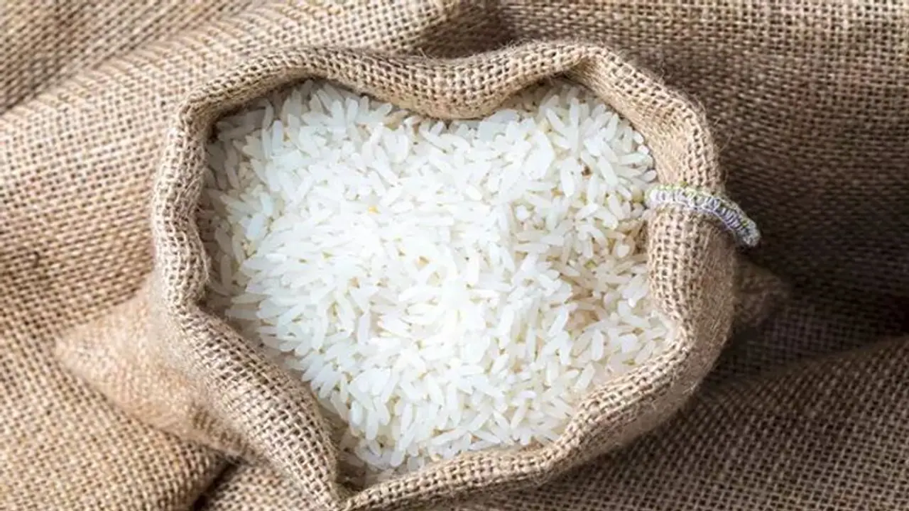 ಅಕ್ಕಿ ಬೆಲೆಯಲ್ಲಿ ಶೇ.30ರಷ್ಟು ಏರಿಕೆ; ಜನಸಾಮಾನ್ಯರ ಜೇಬಿನ ಮೇಲೆ ಹೆಚ್ಚಿದ ಹೊರೆ