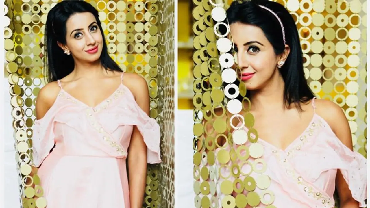 Sandalwood's drug chase: CCB grills Sanjjanaa Galrani over her chats with peddlers Sandalwood's drug chase: CCB grills Sanjjanaa Galrani over her chats with peddlers