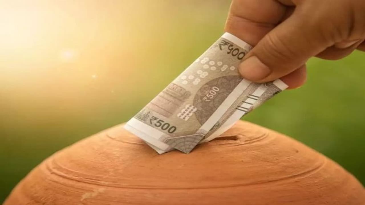 ಇನ್ಮುಂದೆ ಸಣ್ಣ ಉಳಿತಾಯ ಯೋಜನೆಗಳಿಗೆ ಪ್ಯಾನ್, ಆಧಾರ್ ಕಡ್ಡಾಯ