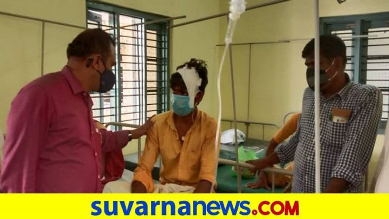 ಸಿರುಗುಪ್ಪ: ಮಡಿತೇರು ಮುರಿದು ಬಿದ್ದು ಏಳು ಜನರಿಗೆ ಗಾಯ ಸಿರುಗುಪ್ಪ: ಮಡಿತೇರು ಮುರಿದು ಬಿದ್ದು ಏಳು ಜನರಿಗೆ ಗಾಯ