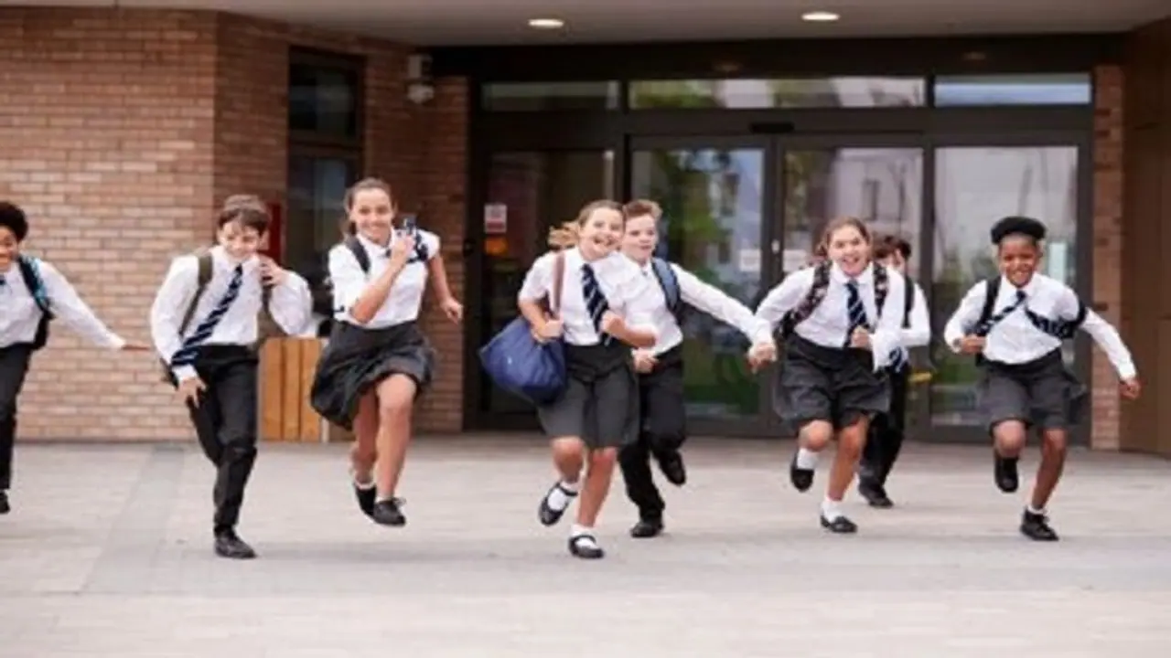 Covid 19: School principal helps arrange fee of 200 kids