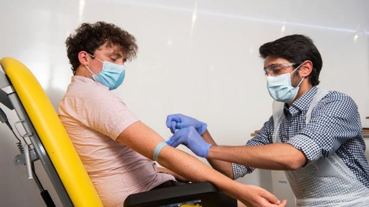 ఏపీలో కరోనా జోరు: మొత్తం కేసులు 5,27,513కి చేరిక ఏపీలో కరోనా జోరు: మొత్తం కేసులు 5,27,513కి చేరిక