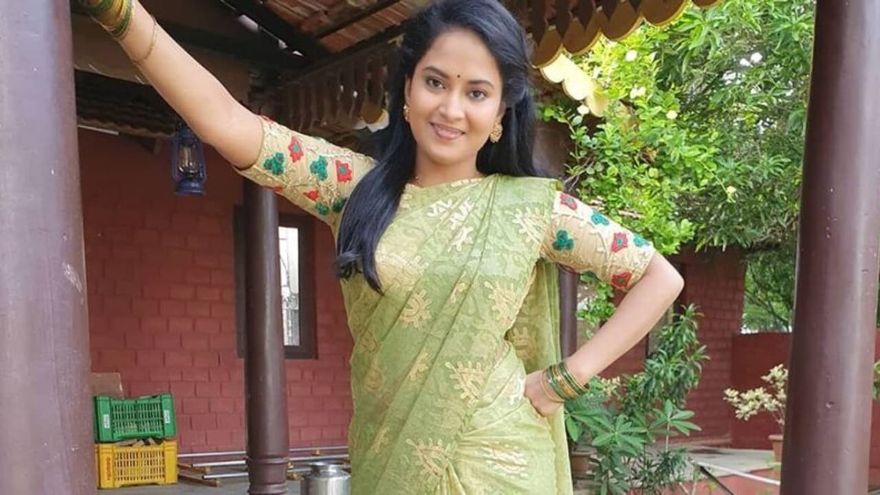 சீரியல் நடிகை தற்கொலை விவகாரம்: முன்னாள், இந்நாள் காதலர்கள் கைது... தயாரிப்பாளருக்கு வலைவீச்சு...! சீரியல் நடிகை தற்கொலை விவகாரம்: முன்னாள், இந்நாள் காதலர்கள் கைது... தயாரிப்பாளருக்கு வலைவீச்சு...!