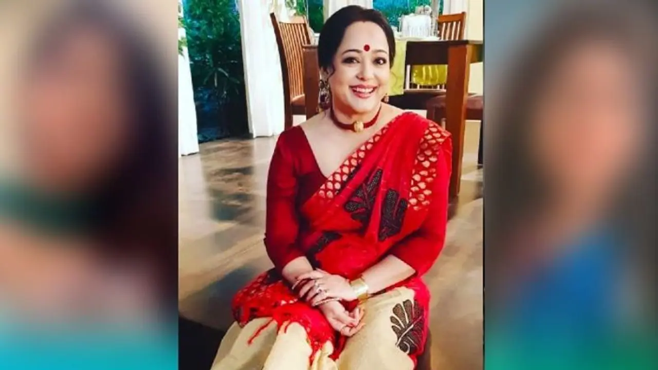 সুরক্ষাবিধি মেনেই সম্পন্ন হল ক্রিসমাস, কোভিডমুক্ত হয়ে কী বার্তা দিলেন অপরাজিতা সুরক্ষাবিধি মেনেই সম্পন্ন হল ক্রিসমাস, কোভিডমুক্ত হয়ে কী বার্তা দিলেন অপরাজিতা