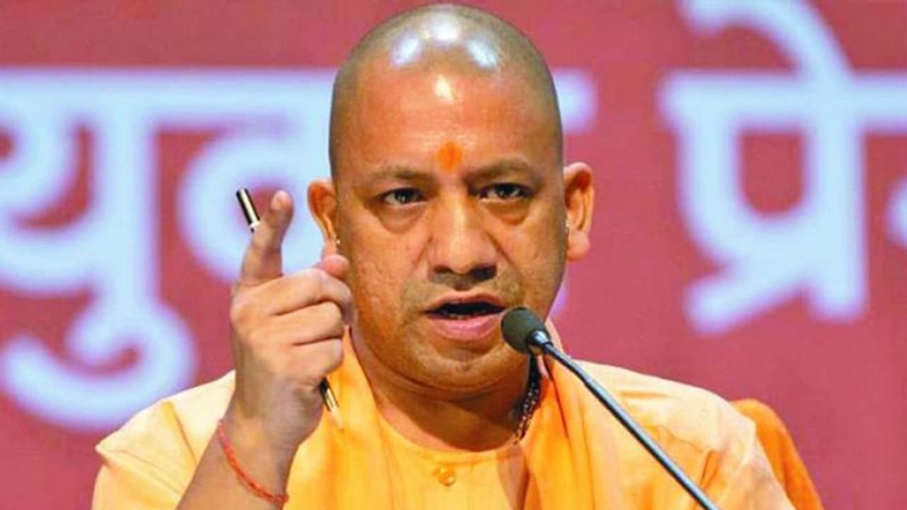 एक्शन में सीएम योगी, दो दिन में दूसरे IPS अफसरों को किया निलंबित; यूपी में अब जीरो टॉलरेंस नीति एक्शन में सीएम योगी, दो दिन में दूसरे IPS अफसरों को किया निलंबित; यूपी में अब जीरो टॉलरेंस नीति