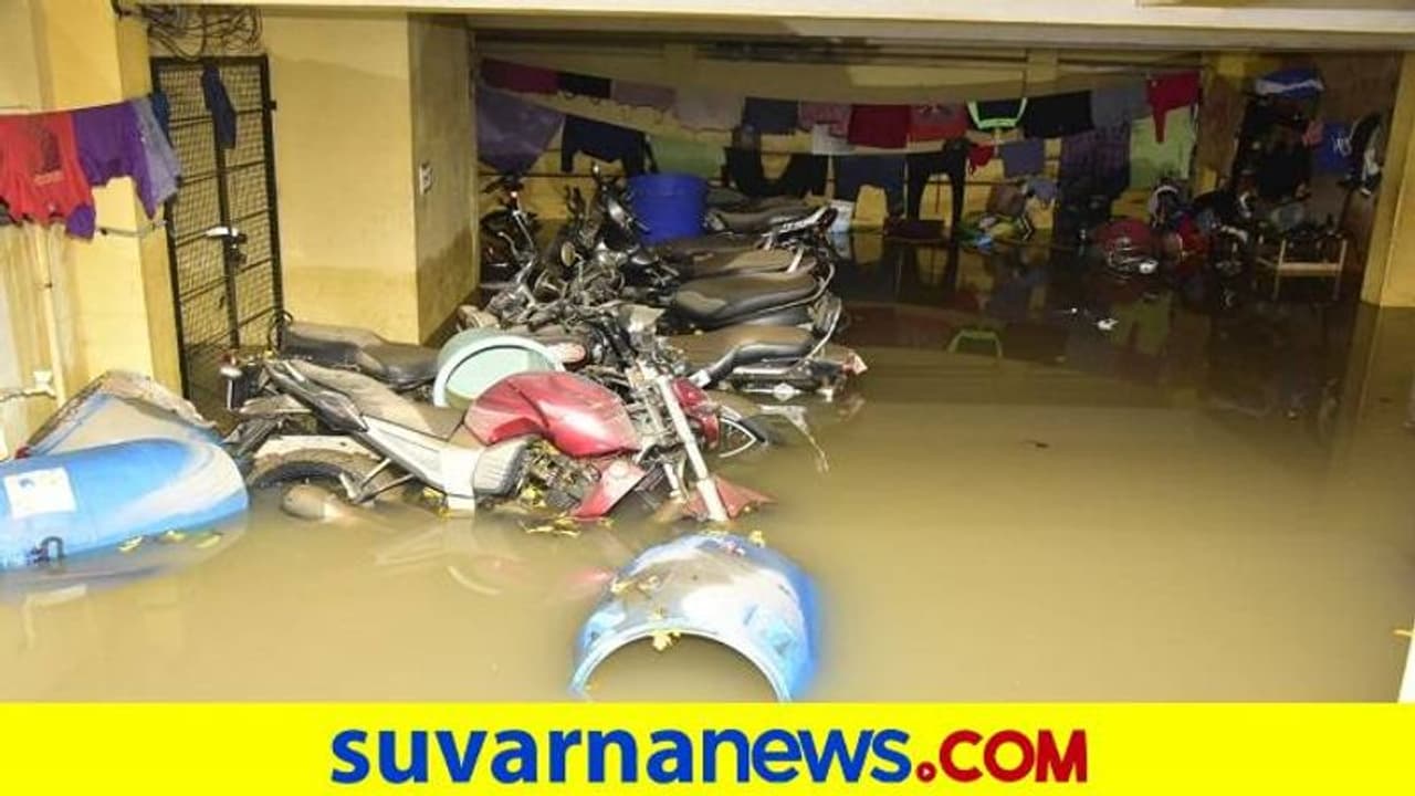 ಬೆಂಗಳೂರು: ವರುಣನ ಆರ್ಭಟಕ್ಕೆ 20 ಬಡಾವಣೆ ಮುಳುಗಡೆ, ಇನ್ನೂ ಎರಡು ದಿನ ಭಾರೀ ಮಳೆ