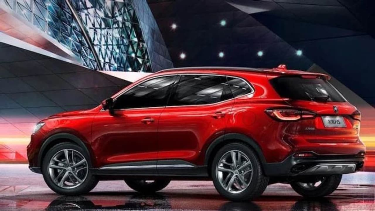 ഇന്ത്യയിലെത്തിയിട്ട് ഒരുവര്ഷം, ജനം ക്യൂ, ആഘോഷമാക്കി ചൈനീസ് വണ്ടിക്കമ്പനി! ഇന്ത്യയിലെത്തിയിട്ട് ഒരുവര്ഷം, ജനം ക്യൂ, ആഘോഷമാക്കി ചൈനീസ് വണ്ടിക്കമ്പനി!