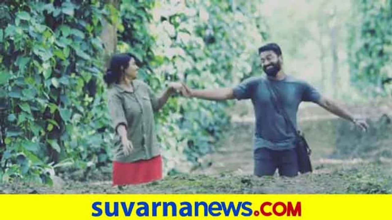 ರೆಟ್ರೋ ಹಾಡಿಗೆ ಹೆಜ್ಜೆ ಹಾಕಿದ ರಿಷಬ್ ಶೆಟ್ಟಿ ಗಾನವಿ; ಟೈಟಲ್‌, ಫರ್ಸ್ಟ್‌ ಲುಕ್‌ ಬಿಡುಗಡೆ!