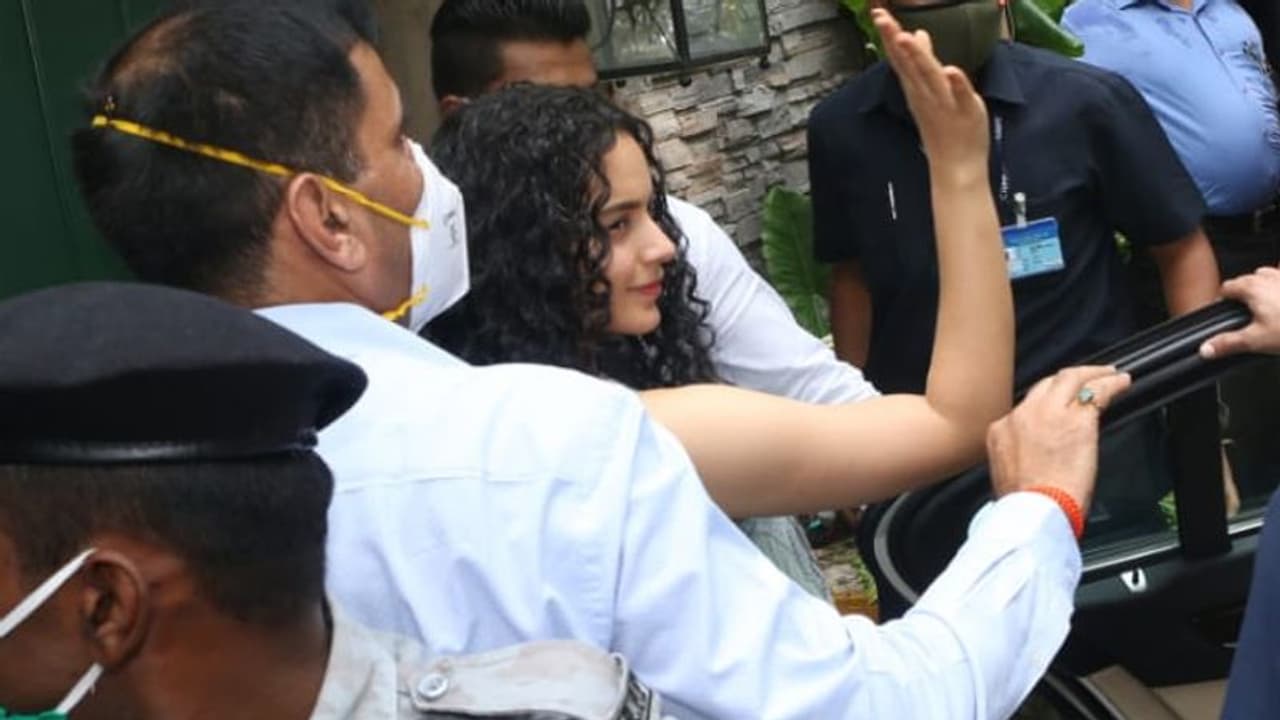 कोर्ट के आदेश के बाद BMC ने रोक दी थी तोड़फोड़...कोर्ट में दी गई ऐसी दलील, अब 22 सितंबर को होगी सुनवाई कोर्ट के आदेश के बाद BMC ने रोक दी थी तोड़फोड़...कोर्ट में दी गई ऐसी दलील, अब 22 सितंबर को होगी सुनवाई