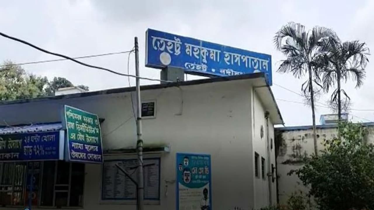 মাঝরাতে ঘুমন্ত অবস্থায় মহিলার উপর অ্যাসিড হামলা, অভিযোগ প্রাক্তন স্বামীর বিরুদ্ধে মাঝরাতে ঘুমন্ত অবস্থায় মহিলার উপর অ্যাসিড হামলা, অভিযোগ প্রাক্তন স্বামীর বিরুদ্ধে