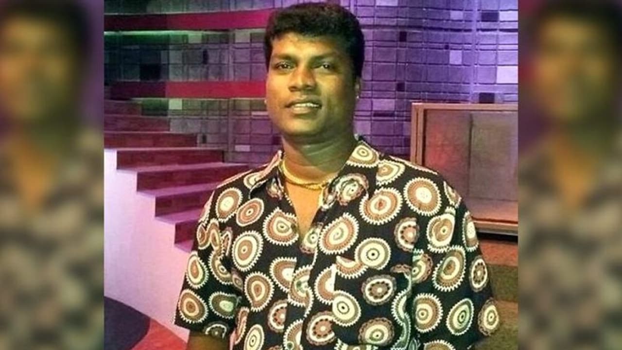 நிறைவேறாமல் போன பிரபல இயக்குநரின் ஆசை... வடிவேல் பாலாஜி மரணம் குறித்து உருக்கம்...! நிறைவேறாமல் போன பிரபல இயக்குநரின் ஆசை... வடிவேல் பாலாஜி மரணம் குறித்து உருக்கம்...!