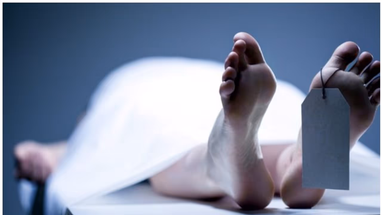 അയല്‍വാസിയുടെ വിവാഹത്തിന് പങ്കെടുക്കാന്‍ അനുവാദം ചോദിച്ച മകളെ പിതാവ് വെടിവെച്ച് കൊലപ്പെടുത്തി