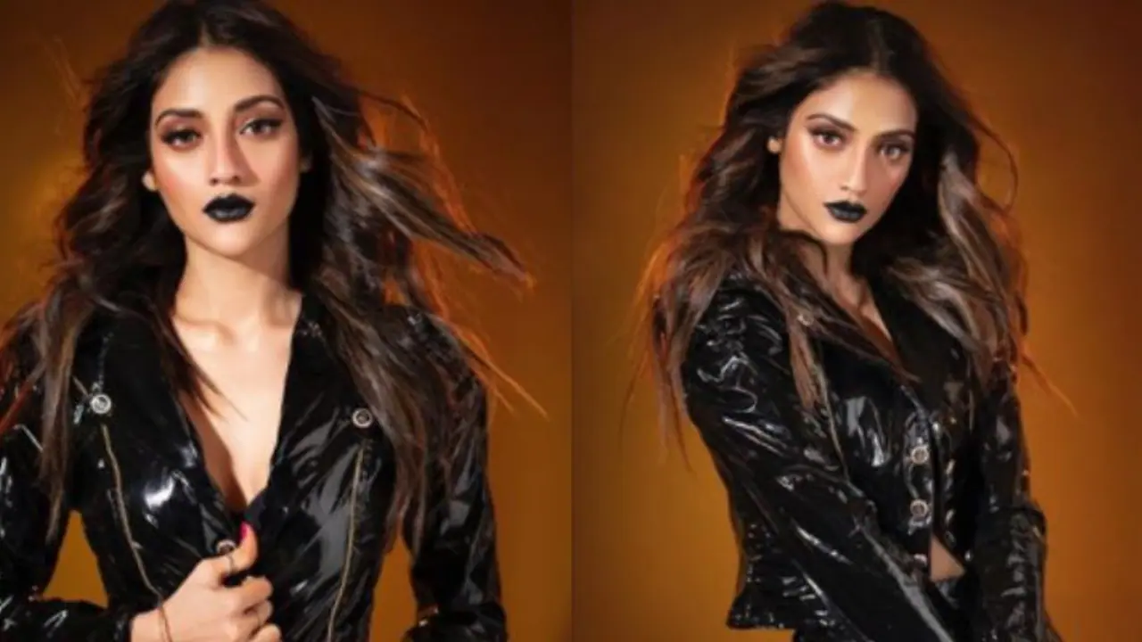 'মিড নাইট ব্ল্যাক' এ হটনেস অ্যালার্ট নুসরতের, কালো ঠোঁটের জাদুতে কাঁপছে নেটদুনিয়া 'মিড নাইট ব্ল্যাক' এ হটনেস অ্যালার্ট নুসরতের, কালো ঠোঁটের জাদুতে কাঁপছে নেটদুনিয়া