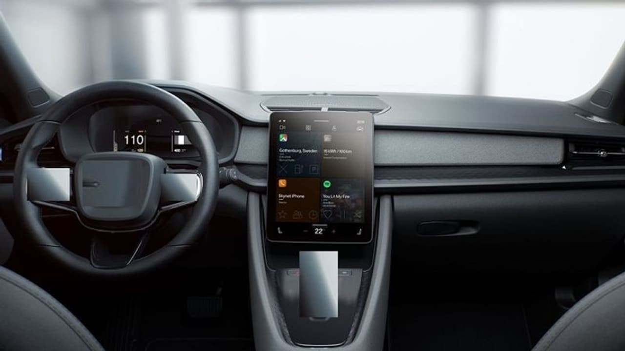 ಡ್ರಿಂಕ್ & ಡ್ರೈವ್‌ಗಿಂತ ಟಚ್ ಸ್ಕ್ರೀನ್ ಬಳಸುವುದು ಅತ್ಯಂತ ಅಪಾಯಕಾರಿ; ಕಾರಣ ಇಲ್ಲಿದೆ!