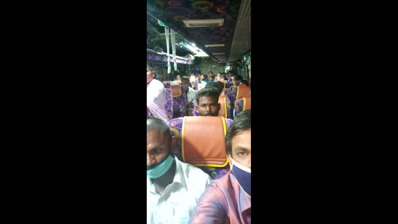 திருட்டு தனமாக மதுரை டூ சென்னைக்கு ஆம்னி பஸ்..! கண்ணைக்கட்டும் கட்டணம். கதிகலங்கும் பயணிகள்.! திருட்டு தனமாக மதுரை டூ சென்னைக்கு ஆம்னி பஸ்..! கண்ணைக்கட்டும் கட்டணம். கதிகலங்கும் பயணிகள்.!