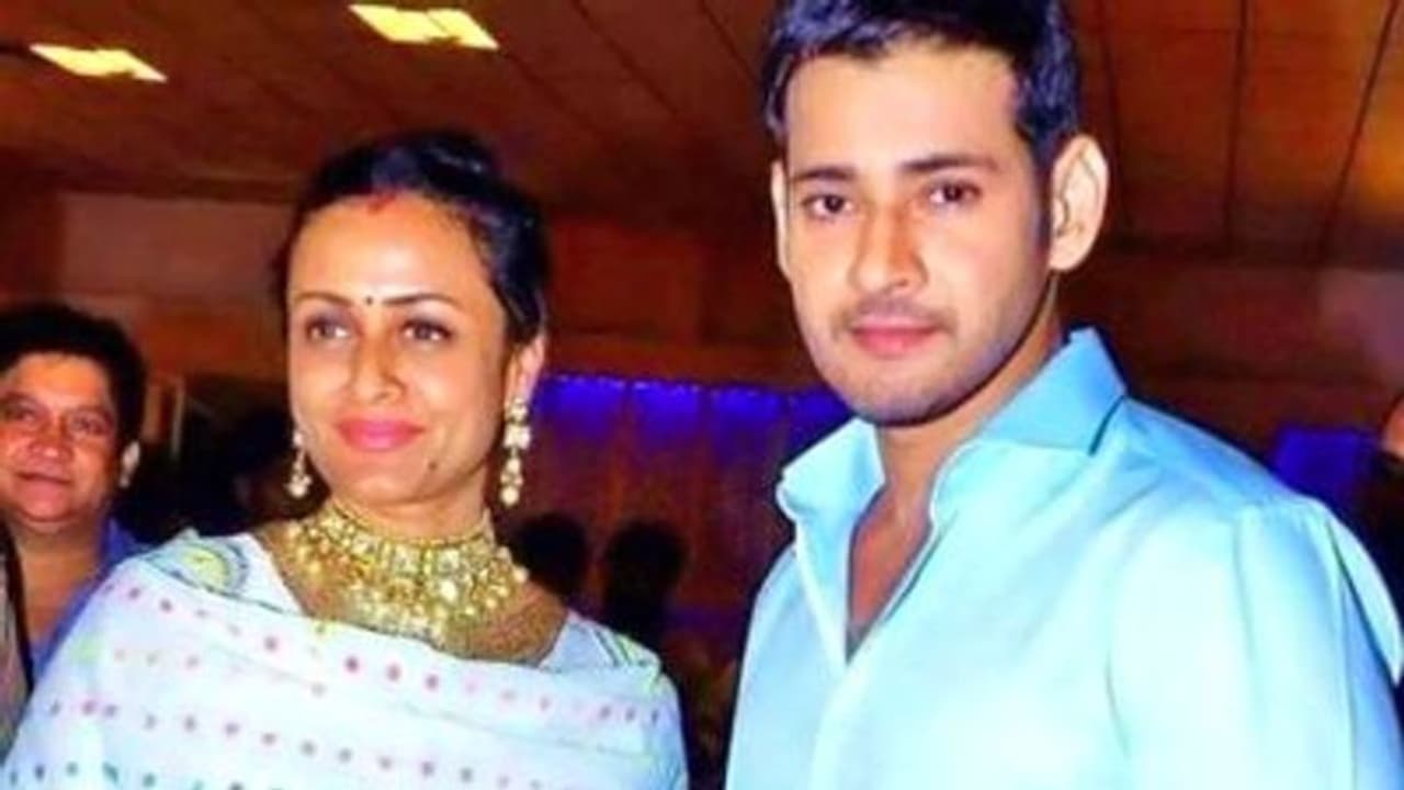 ప్రేమిస్తే లైఫ్ మారిపోతుంది అంటున్న నమ్రత... ఆసక్తి రేపుతున్న సోషల్ మీడియా పోస్ట్ ప్రేమిస్తే లైఫ్ మారిపోతుంది అంటున్న నమ్రత... ఆసక్తి రేపుతున్న సోషల్ మీడియా పోస్ట్