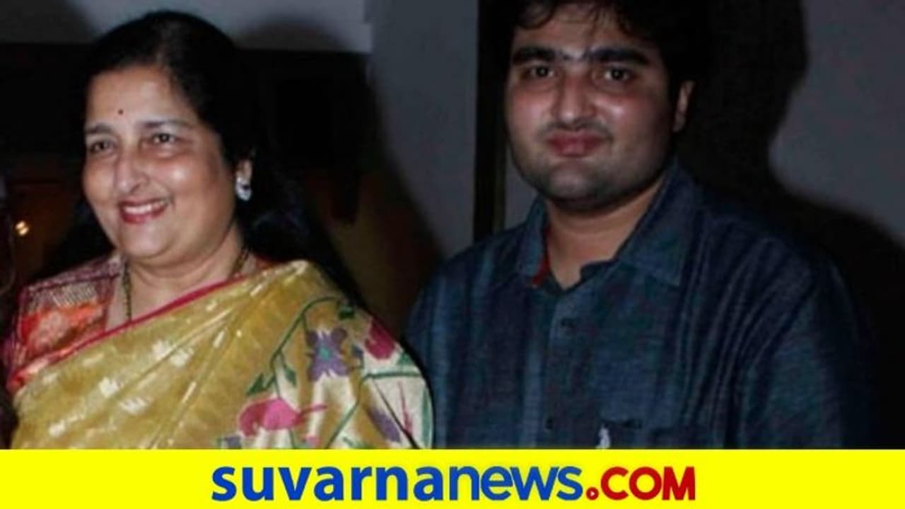 ಖ್ಯಾತ ಗಾಯಕಿ ಅನುರಾಧಾಗೆ ಪುತ್ರ ವಿಯೋಗ: ಕಿಡ್ನಿ ವೈಫಲ್ಯದಿಂದ ಮಗ ಆದಿತ್ಯ ಸಾವು ಖ್ಯಾತ ಗಾಯಕಿ ಅನುರಾಧಾಗೆ ಪುತ್ರ ವಿಯೋಗ: ಕಿಡ್ನಿ ವೈಫಲ್ಯದಿಂದ ಮಗ ಆದಿತ್ಯ ಸಾವು