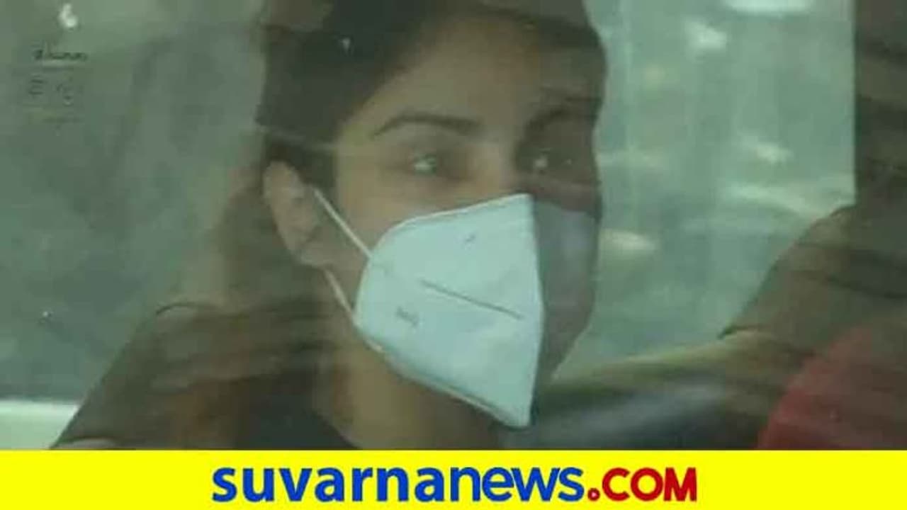 ಬೆಡ್, ಪಿಲ್ಲೋ, ಫ್ಯಾನ್ ಇಲ್ಲದ ಜೈಲ್ ಸೆಲ್‌ನಲ್ಲಿದ್ದಾರೆ ಬಾಲಿವುಡ್ ನಟಿ ರಿಯಾ..!