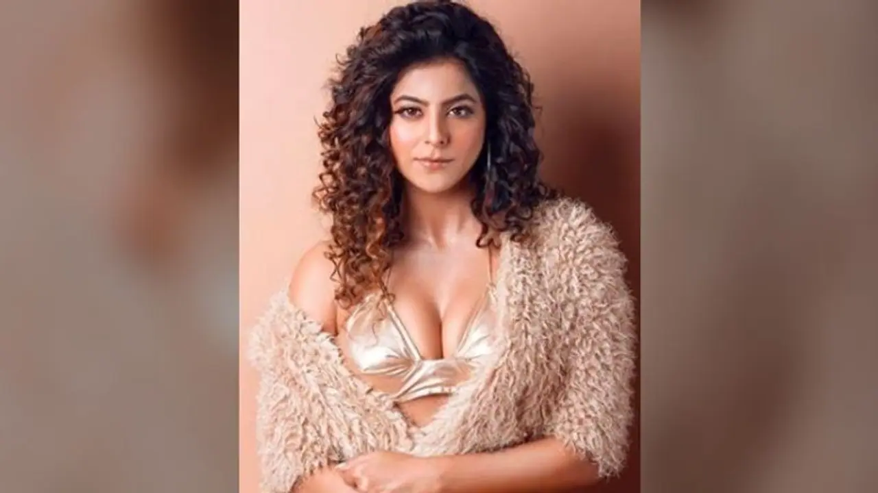 '৩৪ ২৬ ৩৪' সুপারহট সেক্সি ফিগার আর চান না অলিভিয়া, মোটা হতে 'পেটো ডায়েট' এ ঝুঁকলেন নায়িকা '৩৪ ২৬ ৩৪' সুপারহট সেক্সি ফিগার আর চান না অলিভিয়া, মোটা হতে 'পেটো ডায়েট' এ ঝুঁকলেন নায়িকা