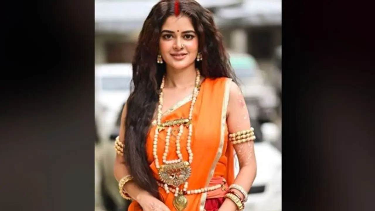 মহালয়ার আগেই বিশেষ বার্তা মধুমিতার, নিয়ে এলেন পুজোর আমেজ মহালয়ার আগেই বিশেষ বার্তা মধুমিতার, নিয়ে এলেন পুজোর আমেজ