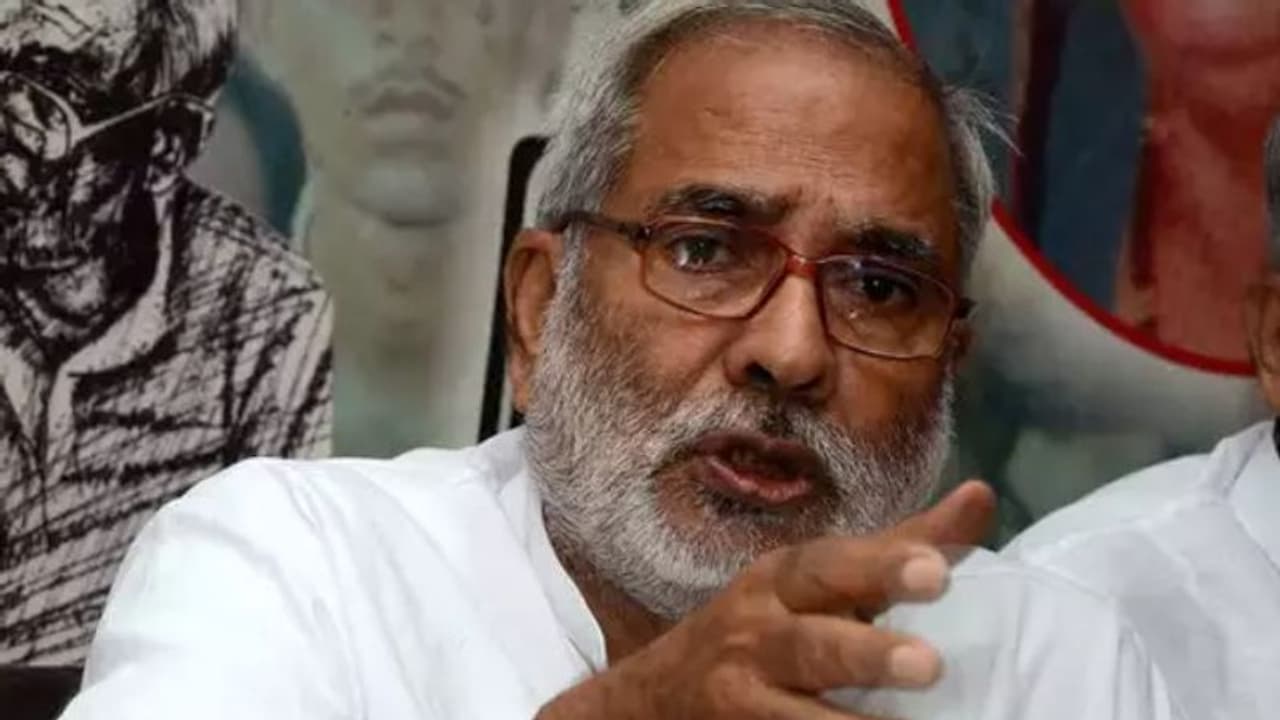 മുന് കേന്ദ്ര മന്ത്രി രഘുവംശ പ്രസാദ് കൊവിഡ് ബാധിച്ച് മരിച്ചു; അനുസ്മരിച്ച് നേതാക്കള് മുന് കേന്ദ്ര മന്ത്രി രഘുവംശ പ്രസാദ് കൊവിഡ് ബാധിച്ച് മരിച്ചു; അനുസ്മരിച്ച് നേതാക്കള്