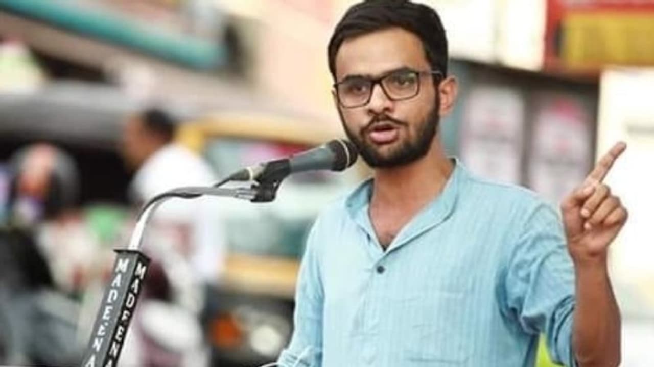 Delhi riots: 26 former IPS cops write to Julio Ribeiro, question him why he’s supporting people like Khalid